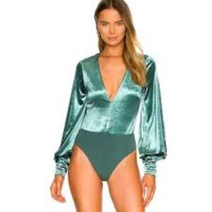 Bardot Velvet Bodysuit M Bryony NWOT Turquoise Green